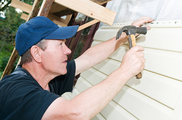 Custom Trim and Detailing for Siding in Milwaukee, WI